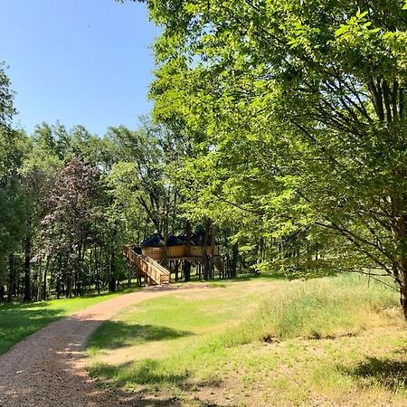 La Cabane Perchee De La Mure Bongheat Exteriér fotografie